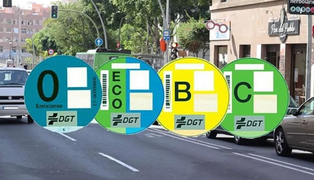 DGT schaft voertuigstickers af: Grote herziening van milieucertificering aangekondigd