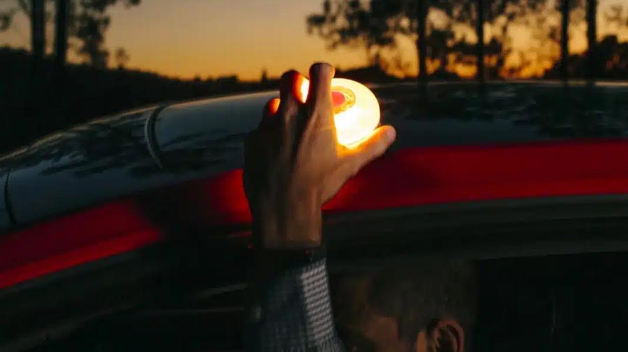 Een groot deel van de Guardia Civil is tegen de V-16 Waarschuwingslamp